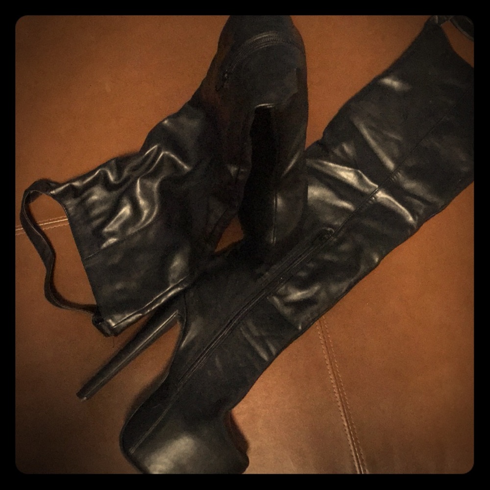Shoes (Boots)